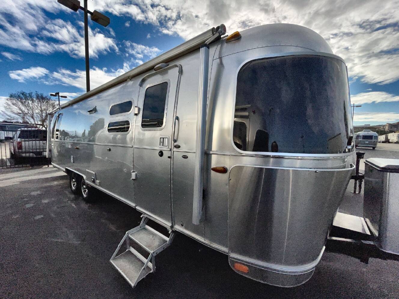 A photo of this 2017 Airstream International Serenity 30RB (Rear Queen Bed)