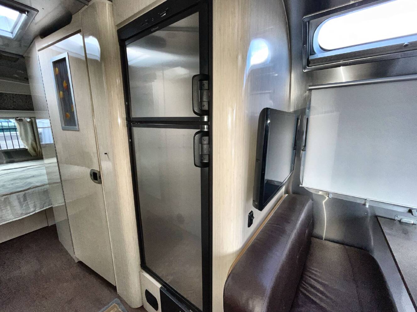 A photo of this 2017 Airstream International Serenity 30RB (Rear Queen Bed)