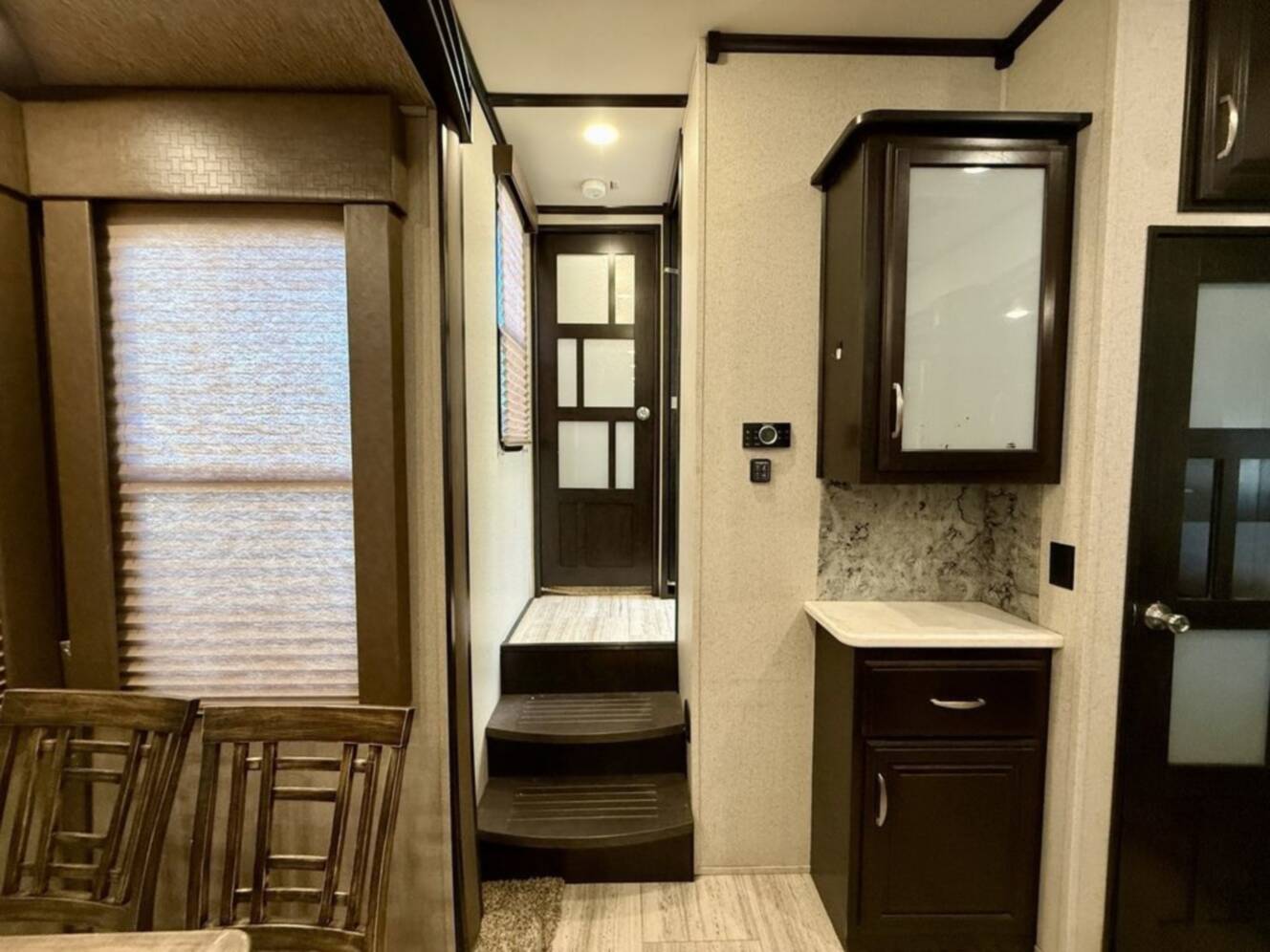 A photo of this 2016 Grand Design Momentum 376TH