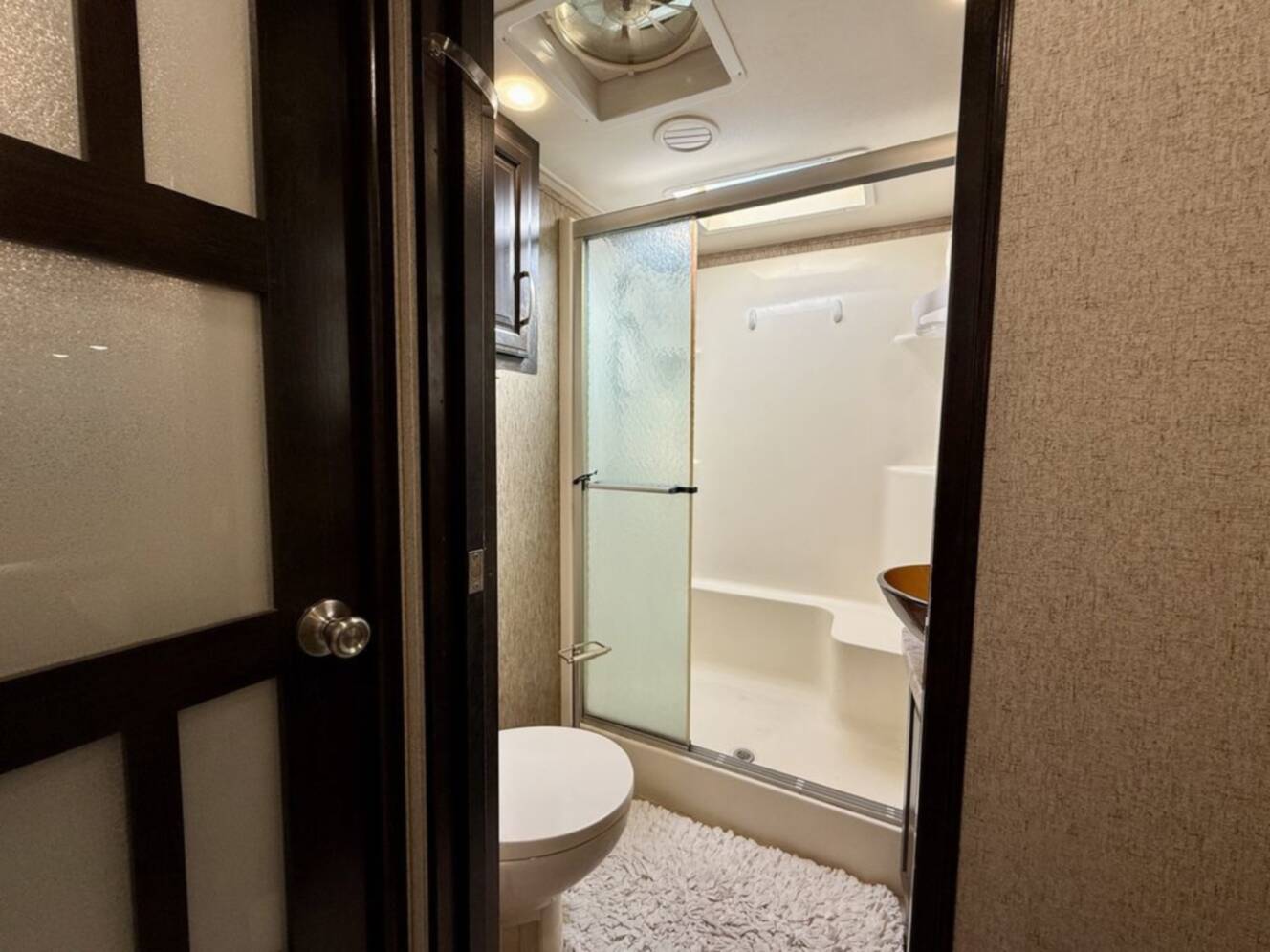 A photo of this 2016 Grand Design Momentum 376TH