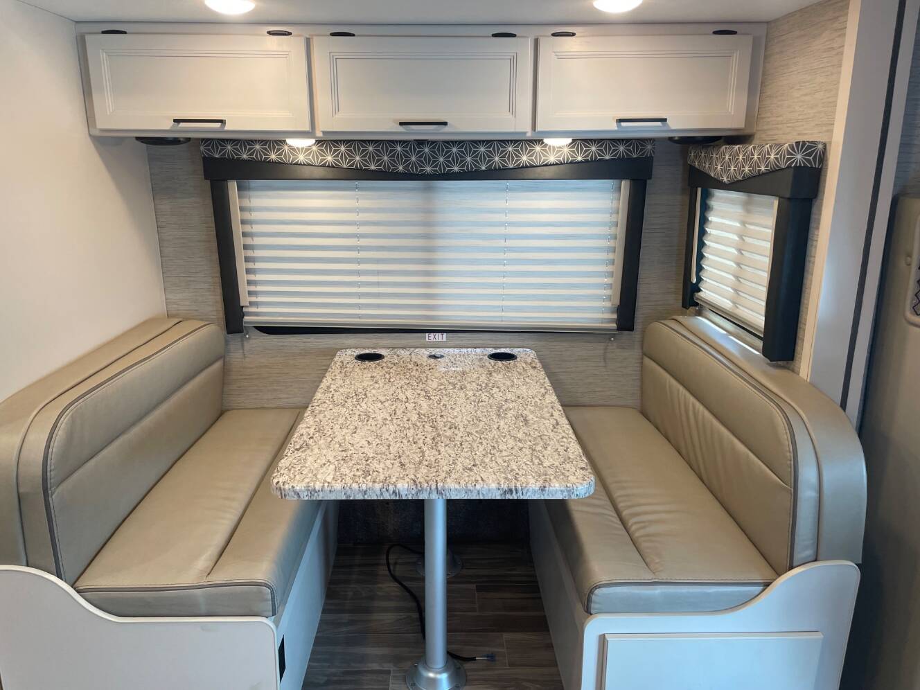 A photo of this 2022 Thor FREEDOM ELITE 24HE