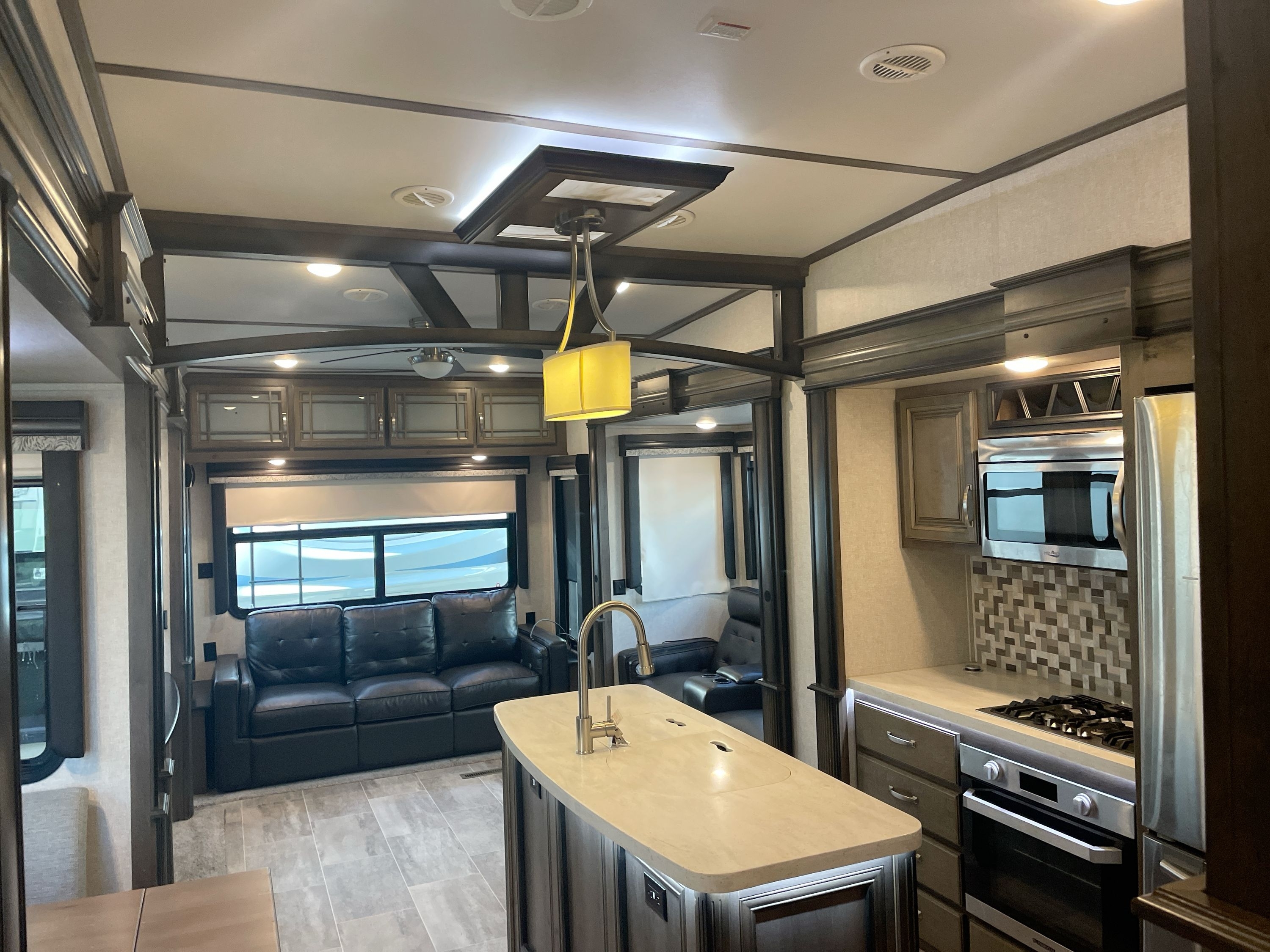 2019 Keystone MONTANA 3561RL in dover FL