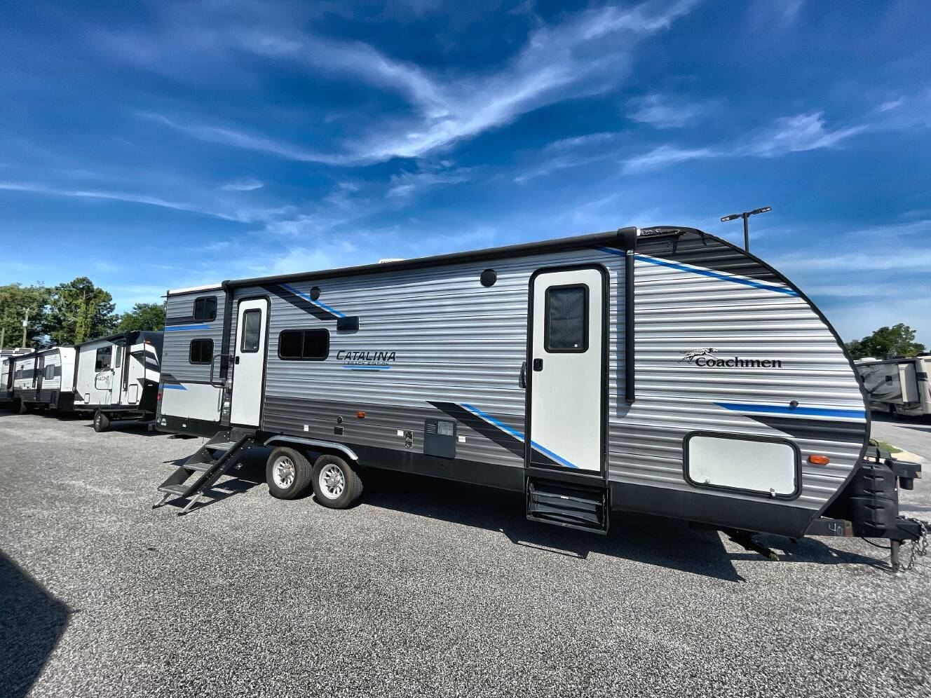 A photo of this 2022 Coachmen CATALINA LEGACY 263BHSCK