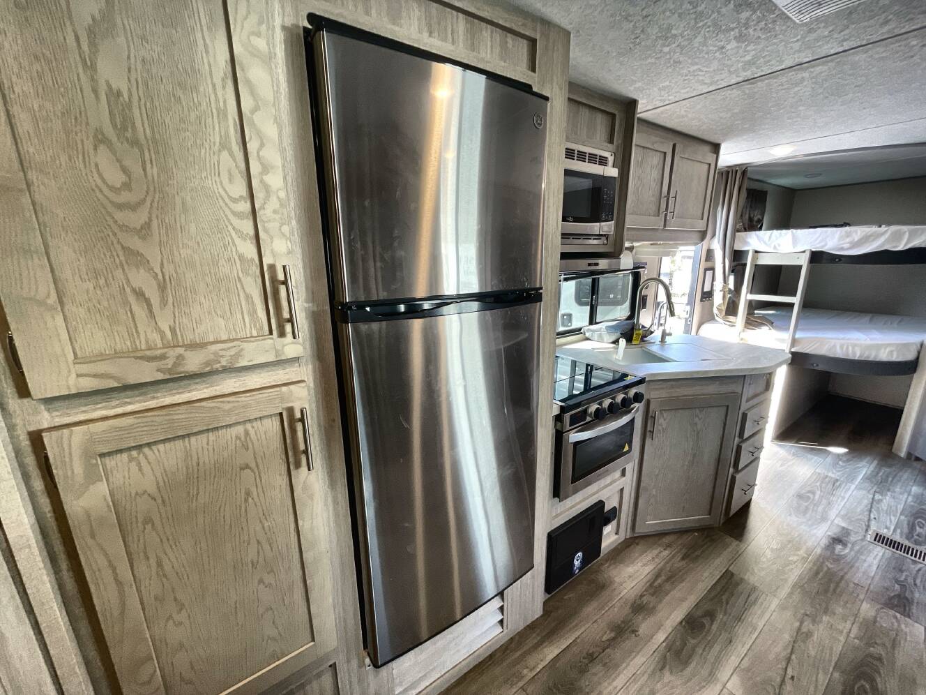 A photo of this 2022 Coachmen CATALINA LEGACY 263BHSCK