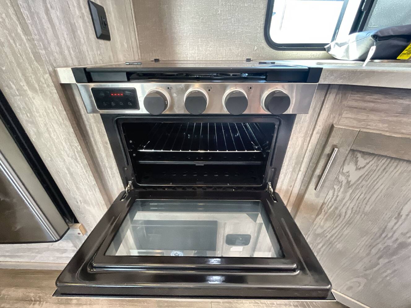 A photo of this 2022 Coachmen CATALINA LEGACY 263BHSCK