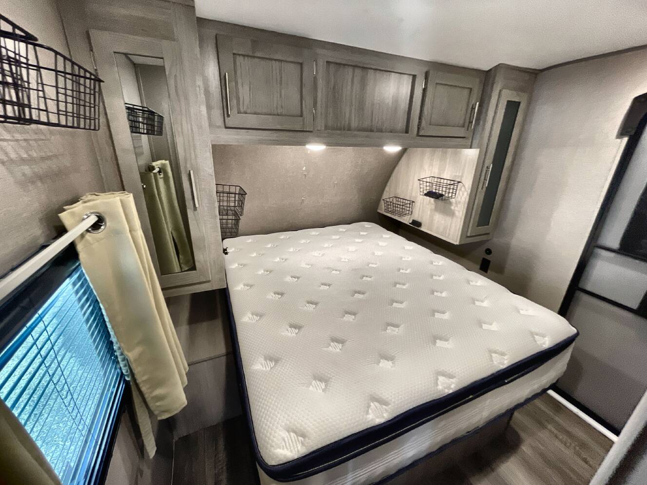 A photo of this 2022 Coachmen CATALINA LEGACY 263BHSCK