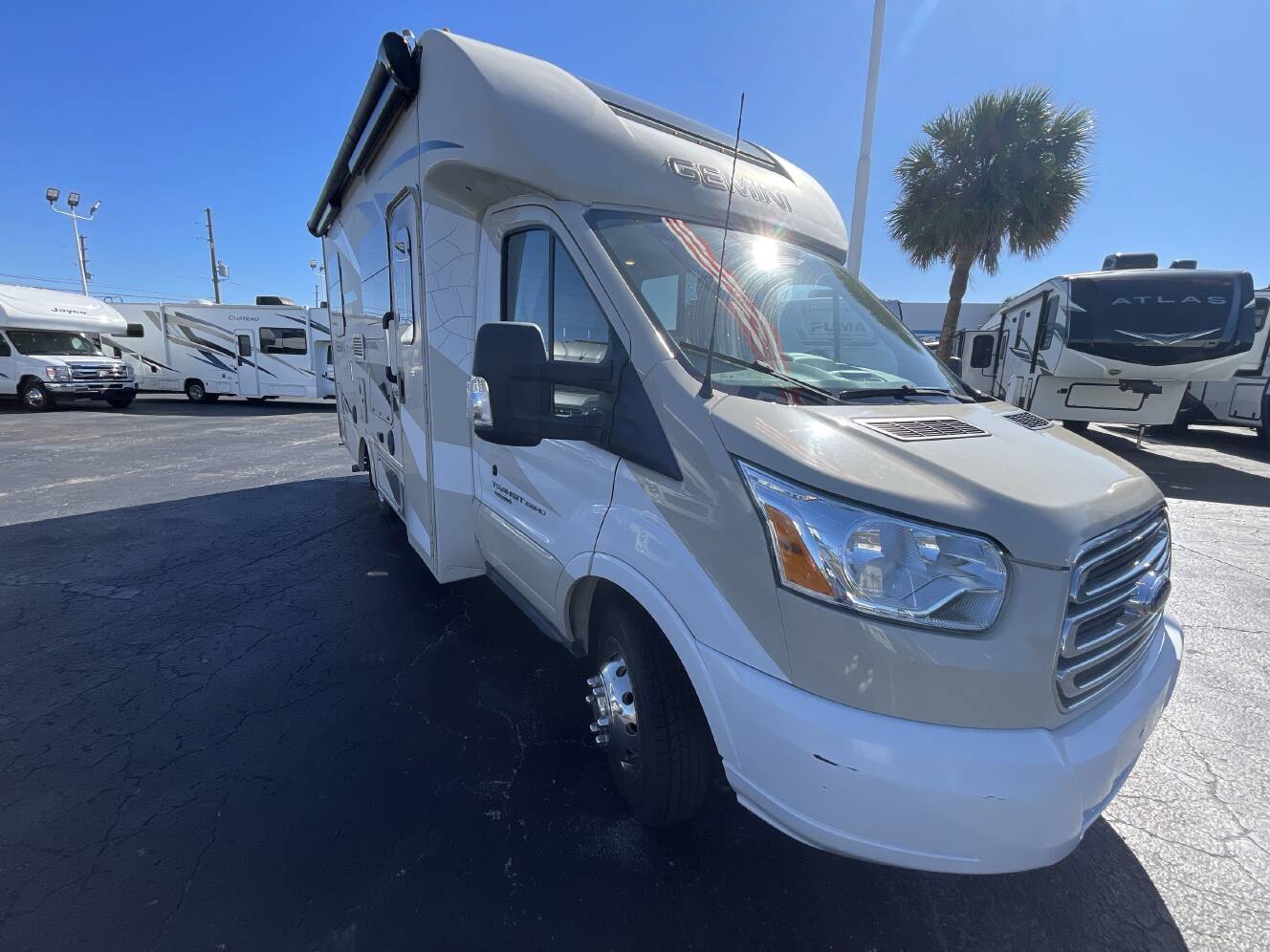 A photo of this 2018 Thor GEMINI 23TR