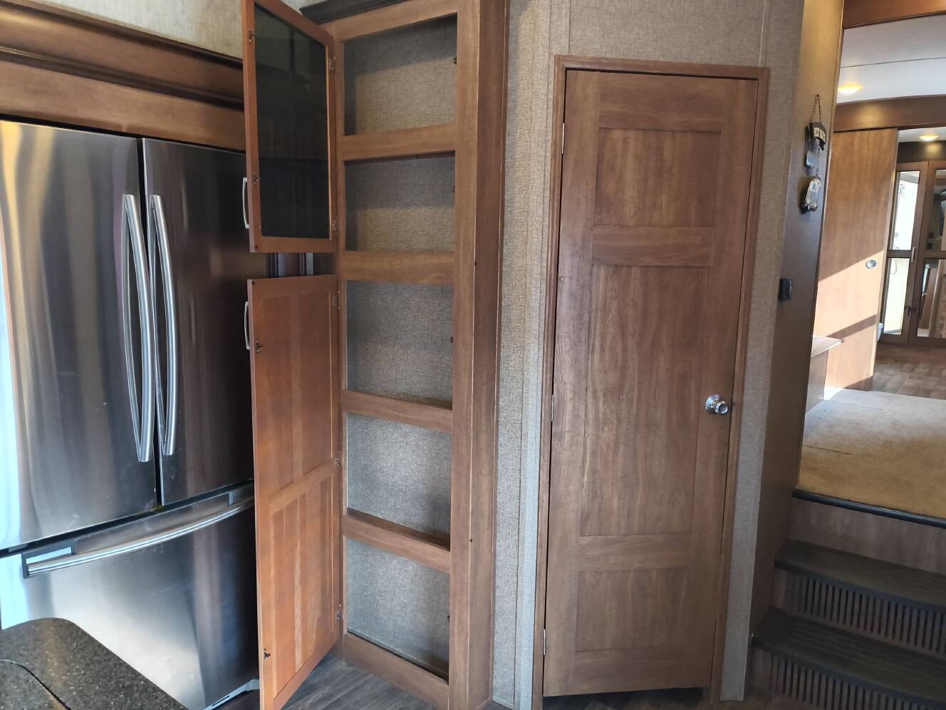 A photo of this 2017 Keystone MONTANA 3911FB