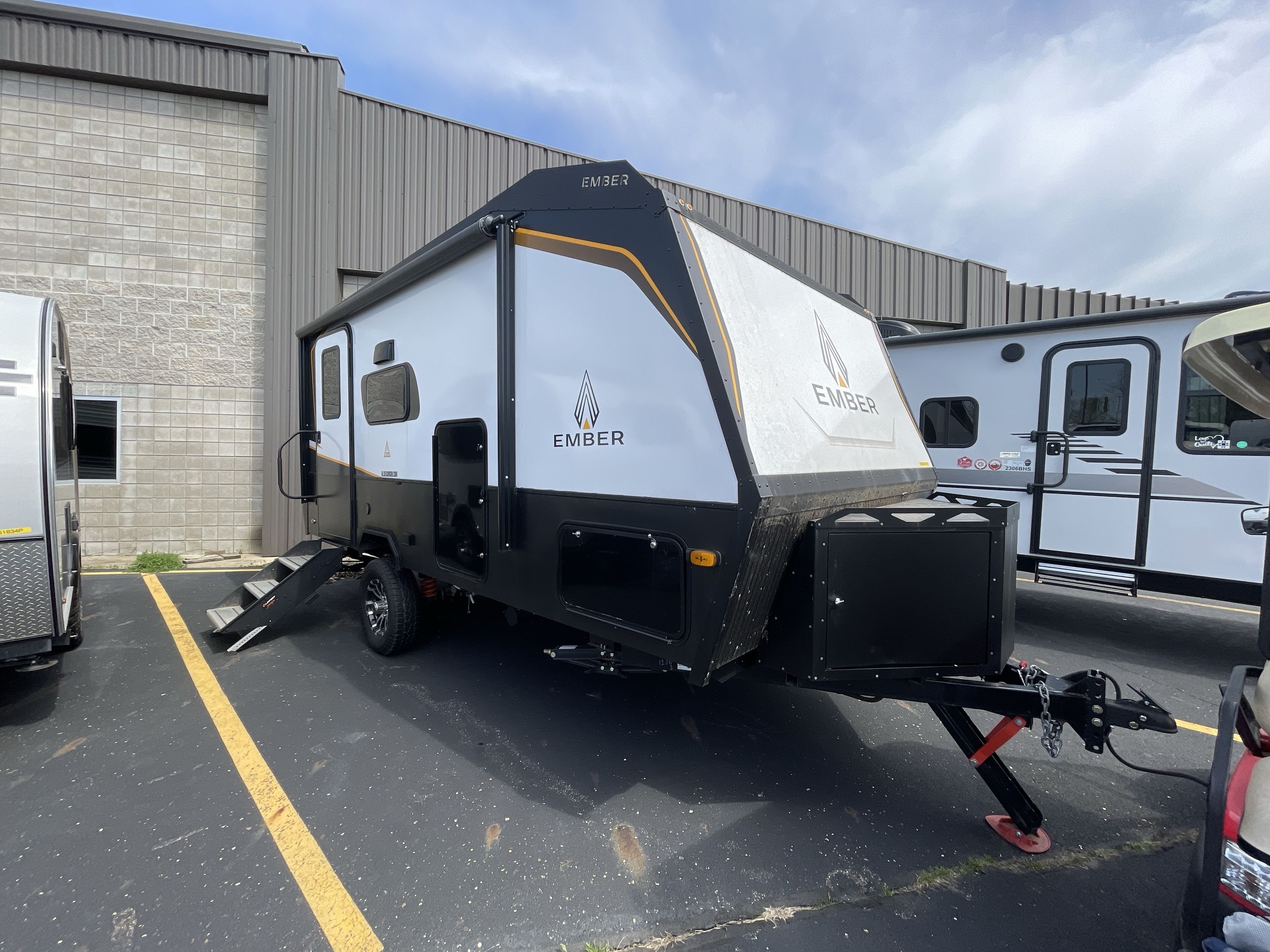 2022 Ember OVERLAND 171FB RV