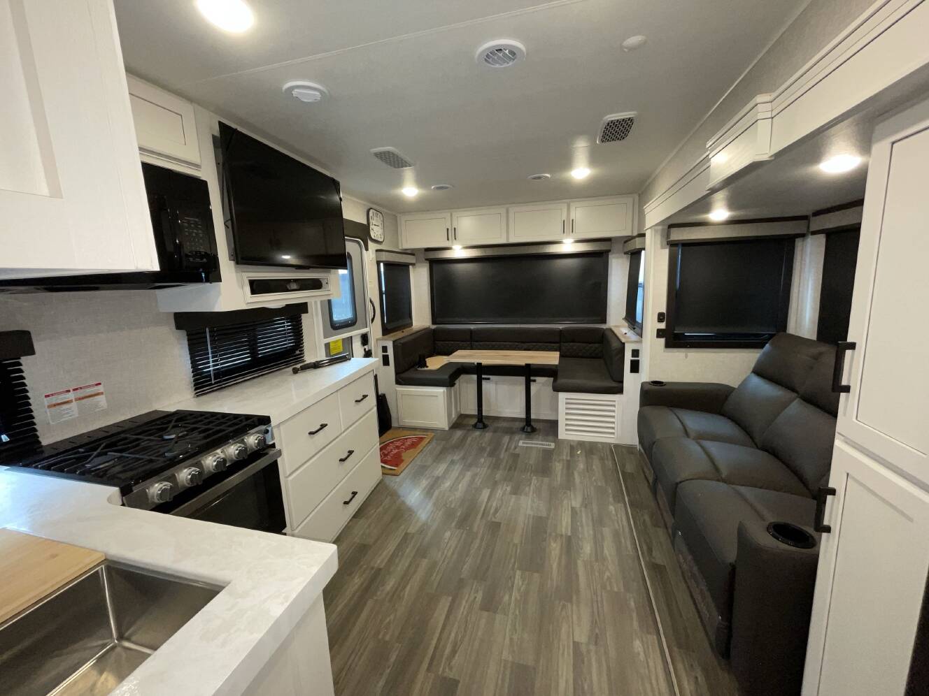 A photo of this 2024 Jayco EAGLE 295RUCD