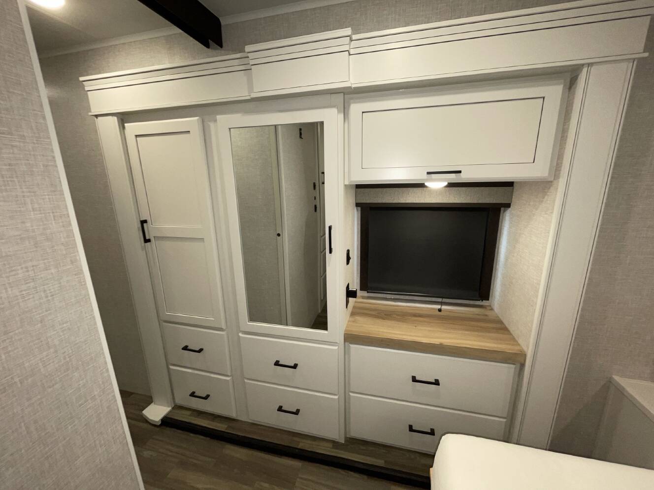 A photo of this 2024 Jayco EAGLE 295RUCD