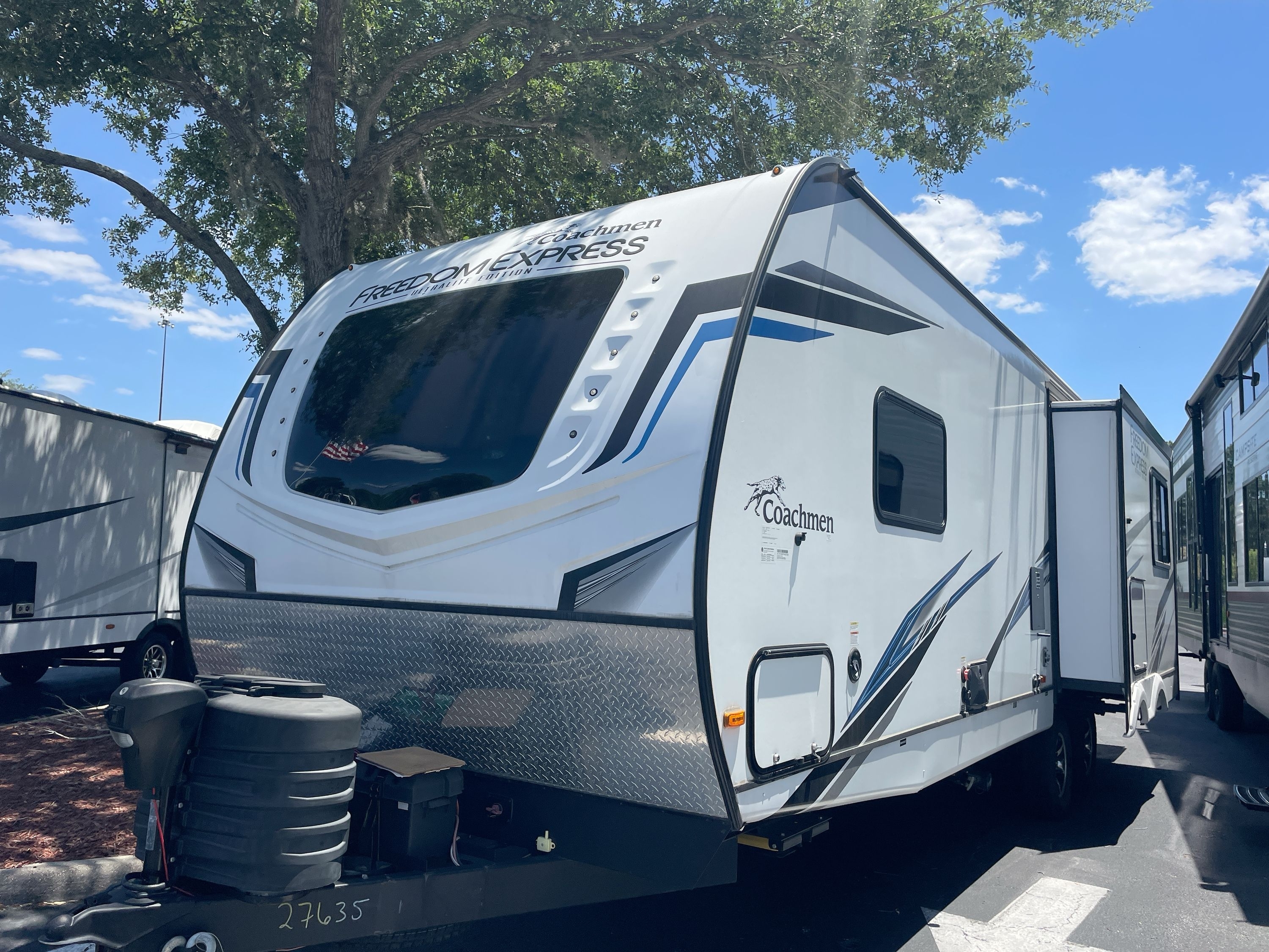 2023 Coachmen FREEDOM EXPRESS ULTRA LITE 274RKS RV