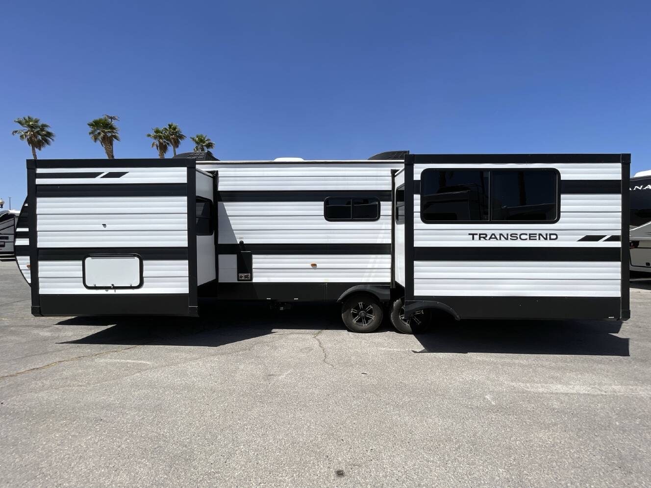 A photo of this 2025 Grand Design TRANSCEND 315RKT