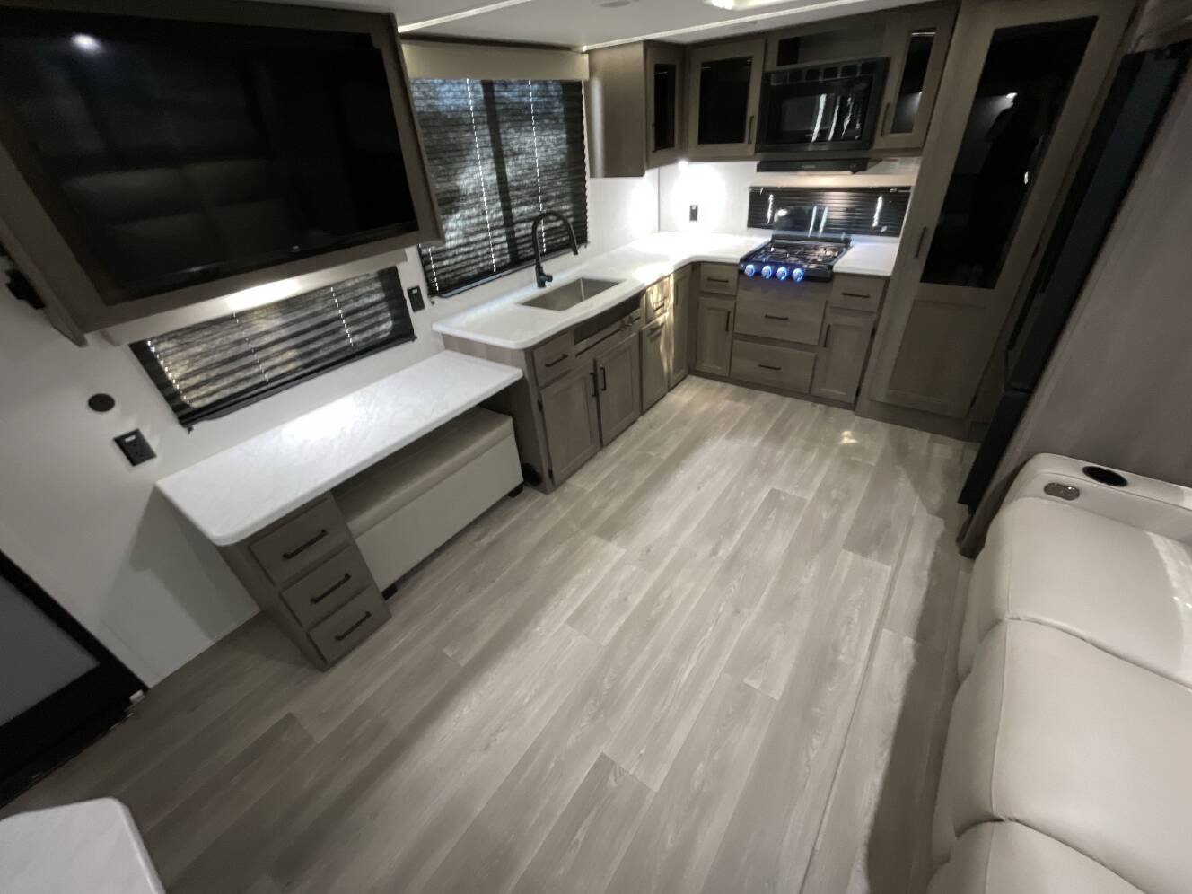 A photo of this 2025 Grand Design TRANSCEND 315RKT
