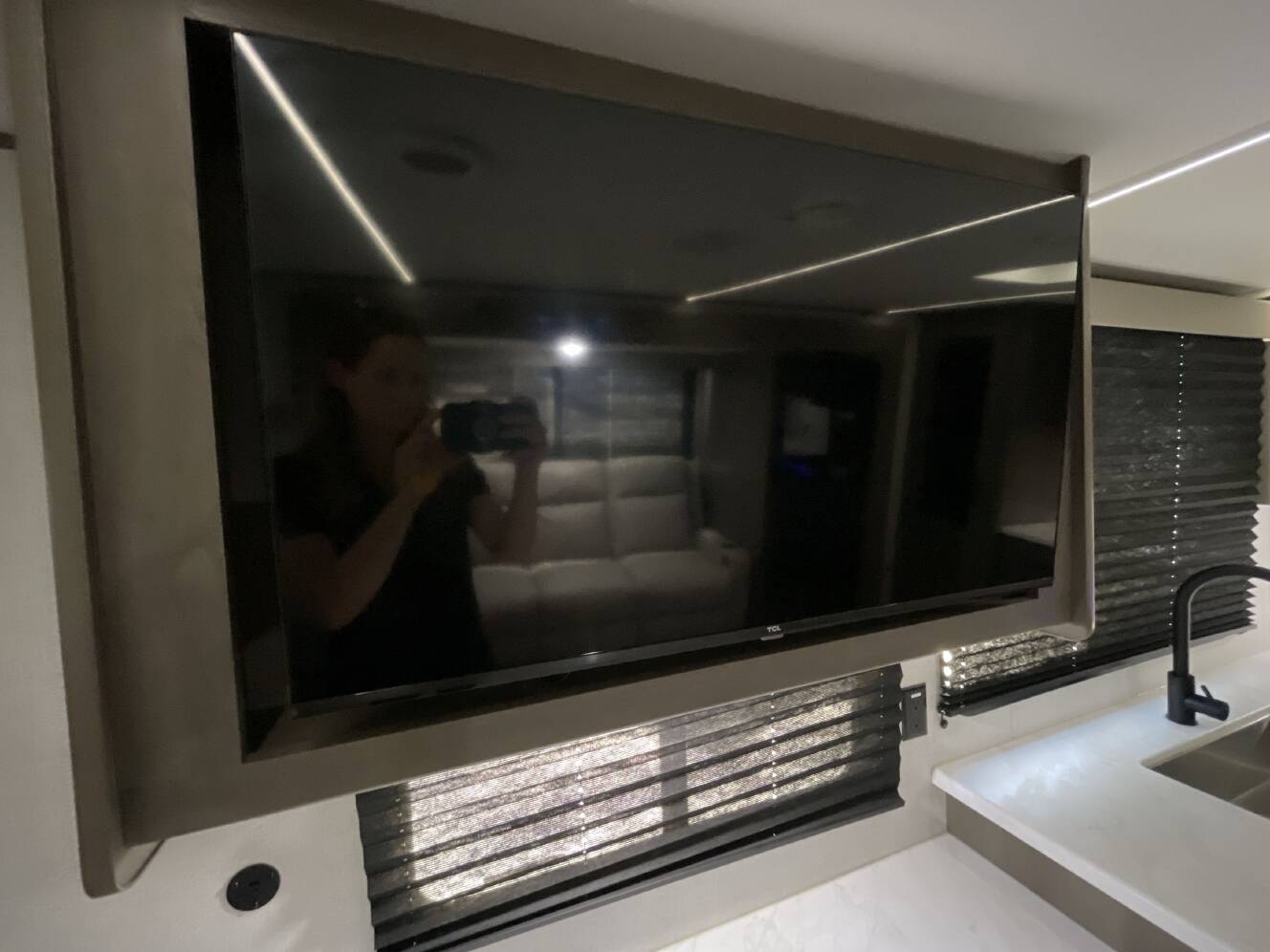 A photo of this 2025 Grand Design TRANSCEND 315RKT