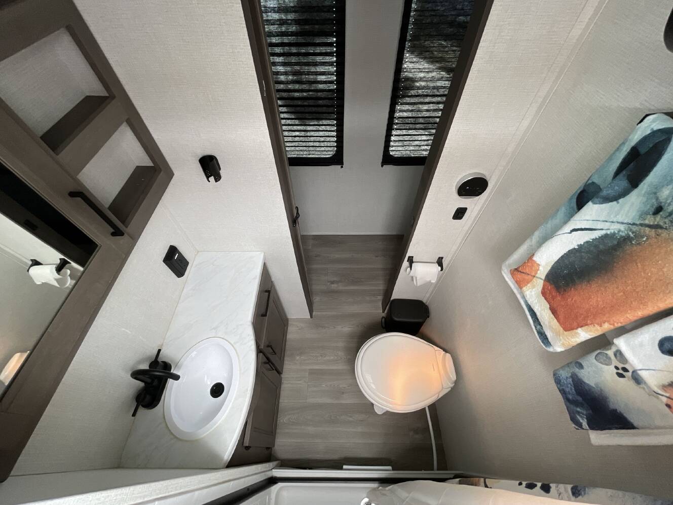 A photo of this 2025 Grand Design TRANSCEND 315RKT