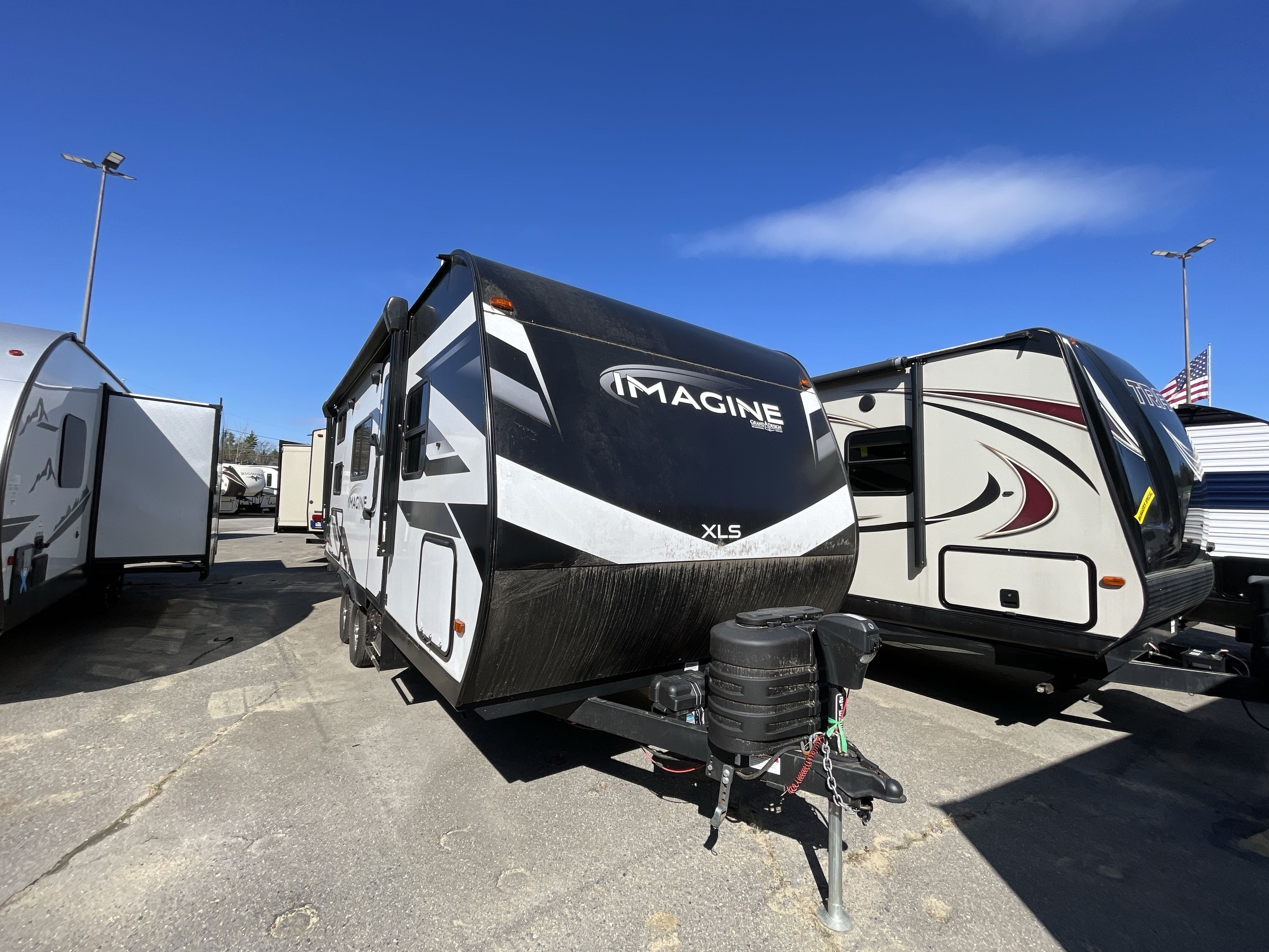 2023 Grand Design IMAGINE XLS 21BHE RV