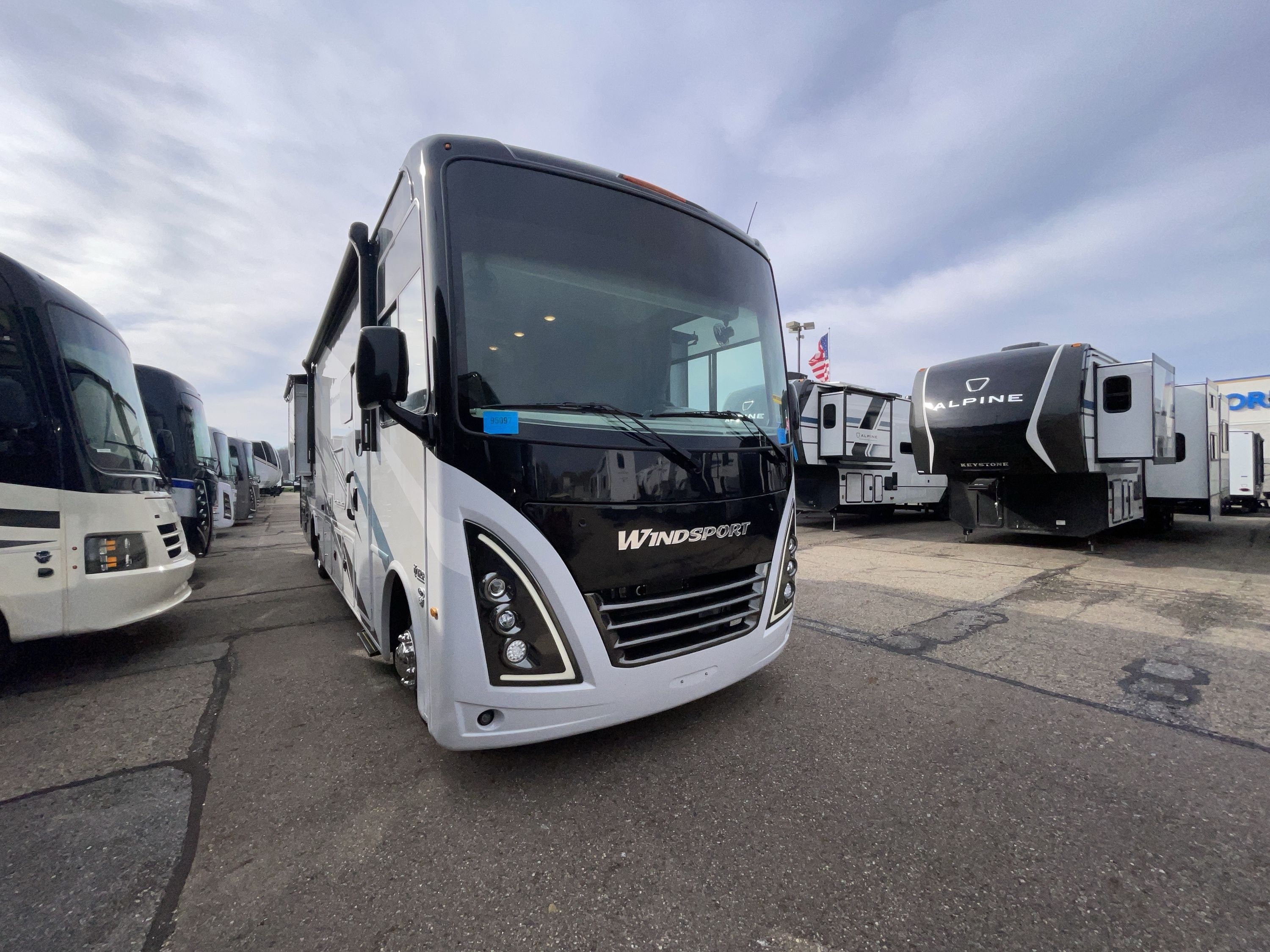 2025 Thor WINDSPORT 35M in akron OH
