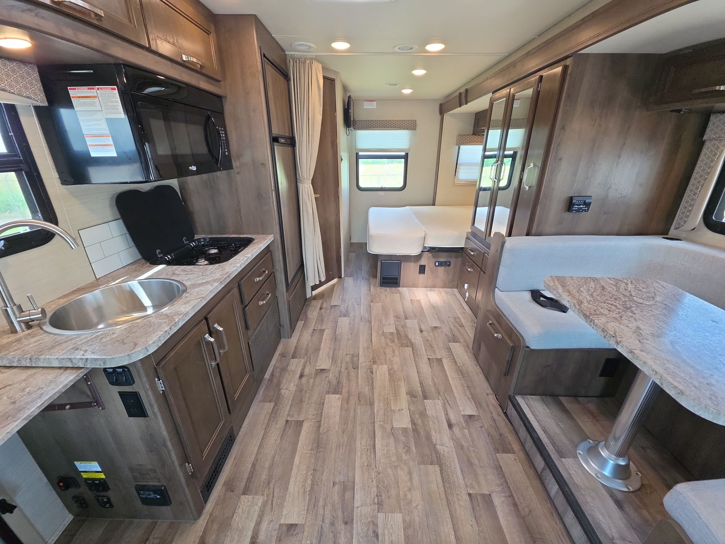 2019 Jayco MELBOURNE 24L in alvarado TX