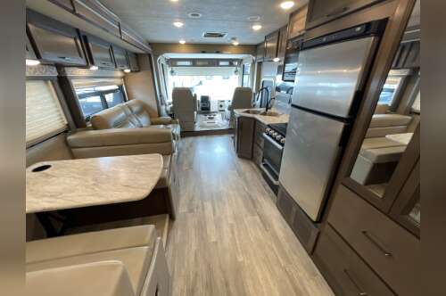 2021 Thor FREEDOM TRAVELER A27 in pinellas park FL