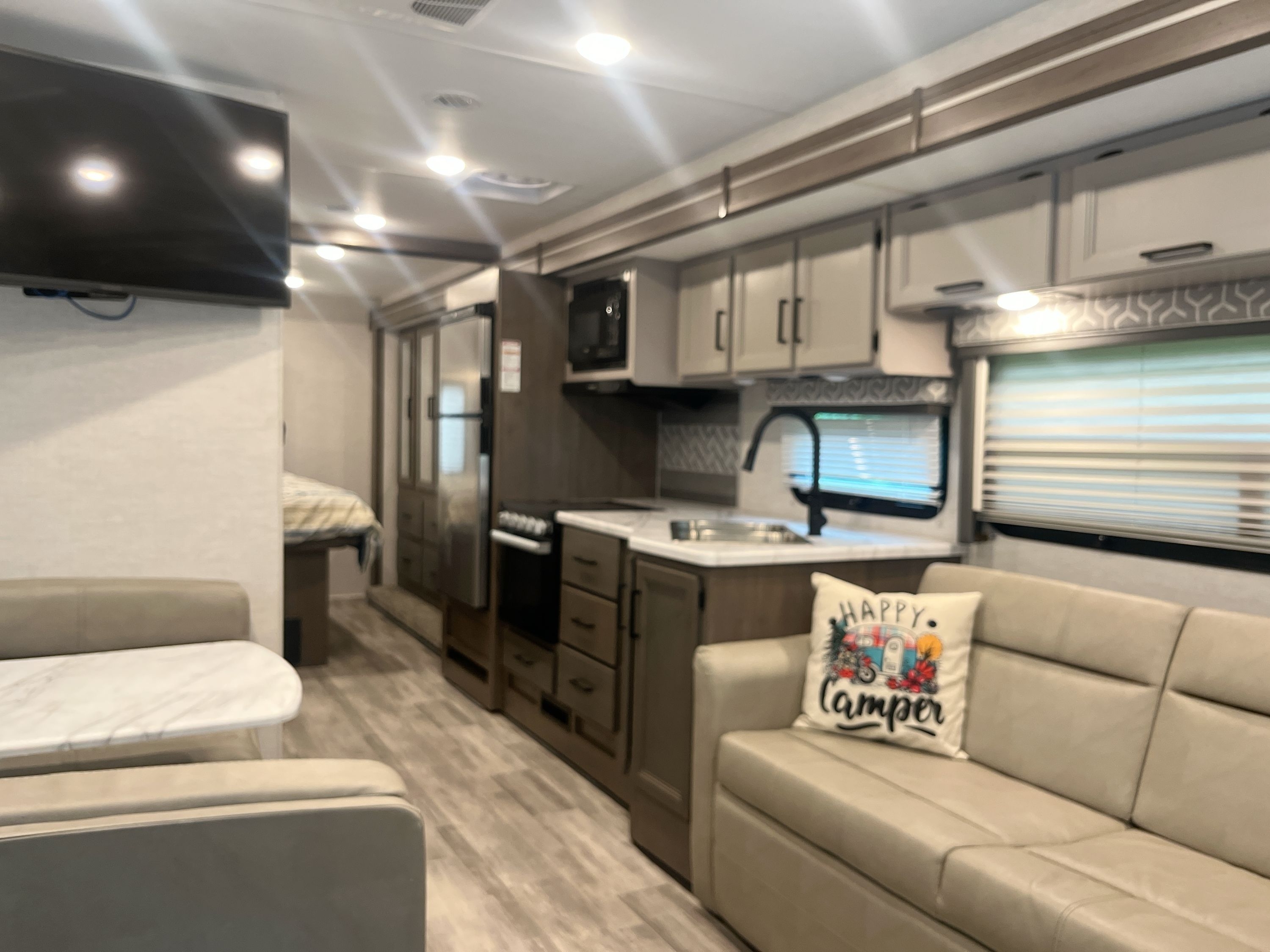 2024 Thor FREEDOM TRAVELER A29 in spring TX