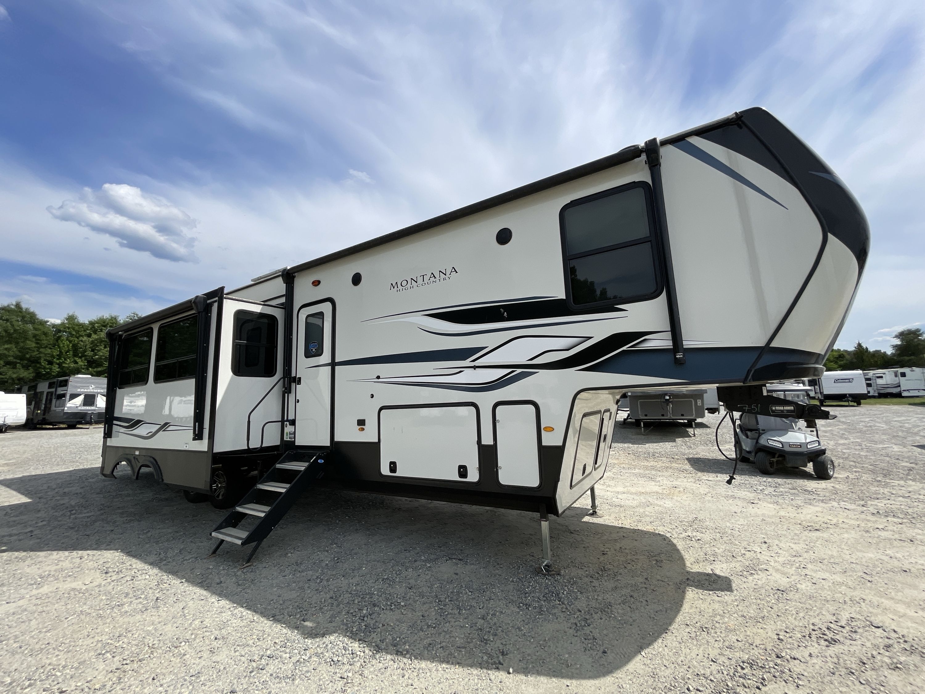 2023 Keystone MONTANA HIGH COUNTRY 381TB RV