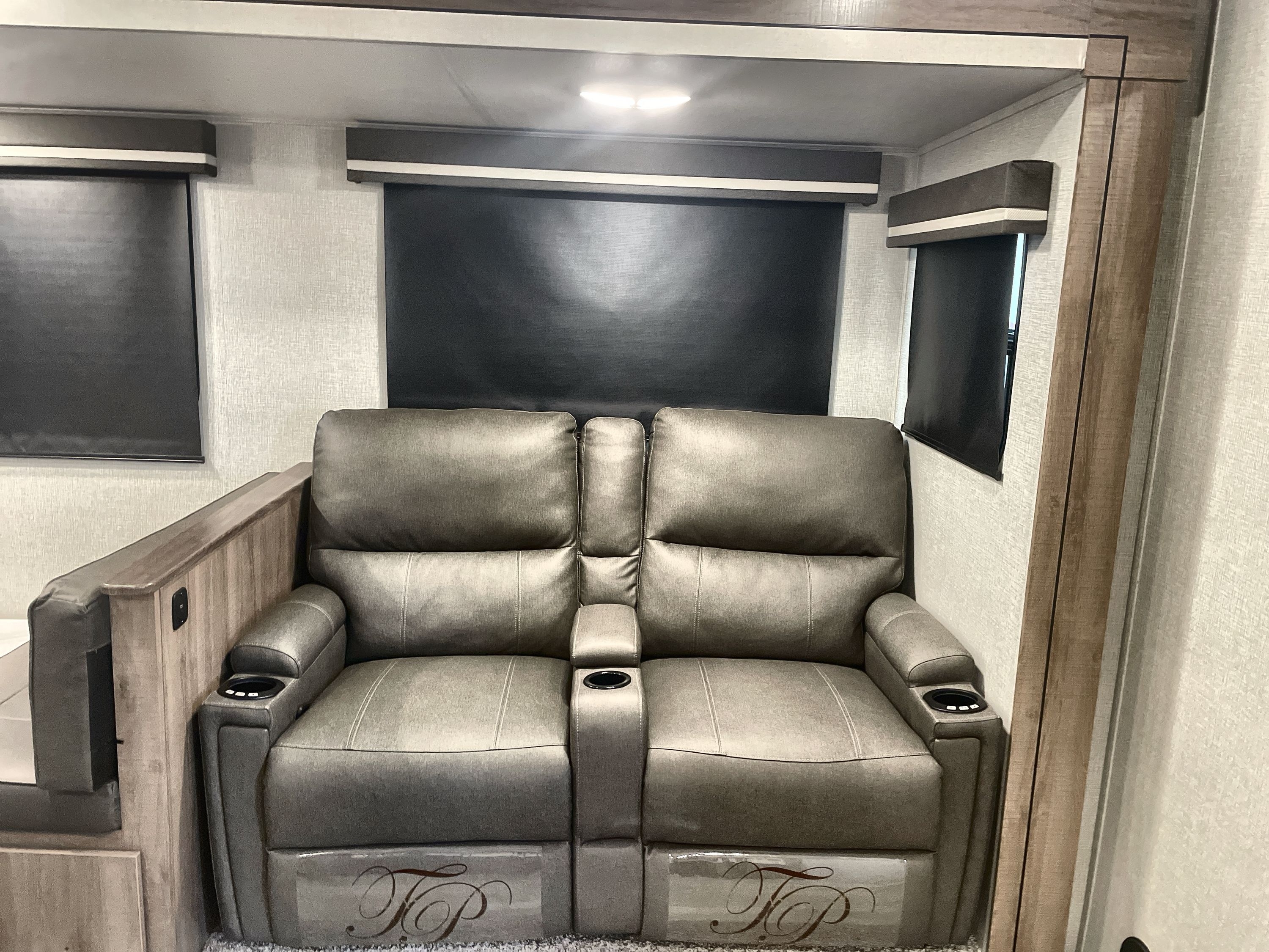 2023 Grand Design IMAGINE 2670MK in olive branch MS