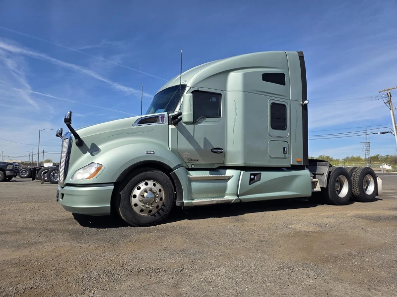 2021 KENWORTH T680