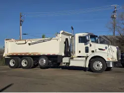 2011 PETERBILT 384