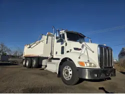 2011 PETERBILT 384