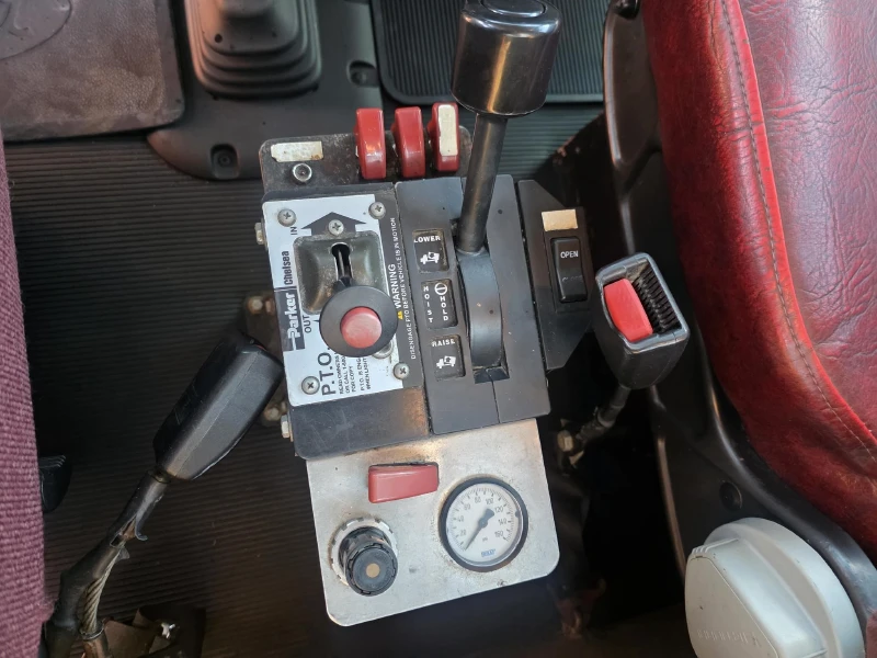 2011 PETERBILT 384