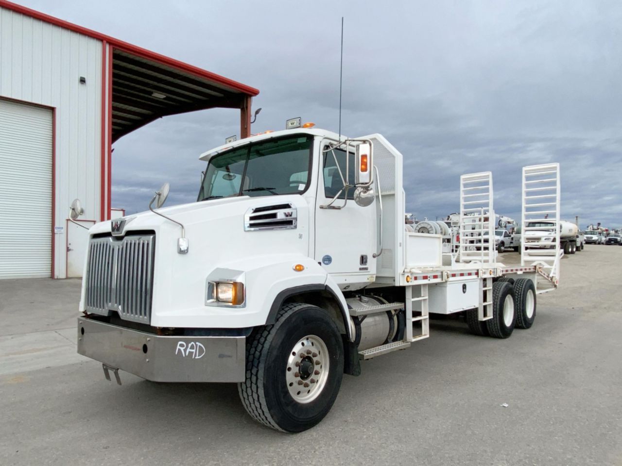 2018 WESTERN STAR 4700SB in Bakersfield, CA