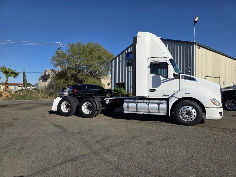 2022 KENWORTH T680