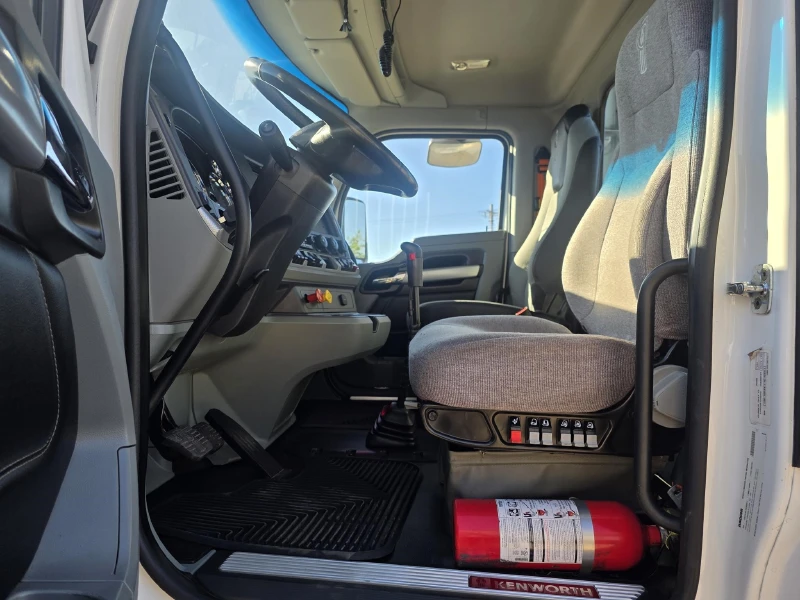 2022 KENWORTH T680