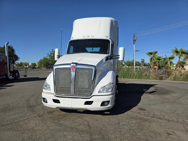 2022 KENWORTH T680