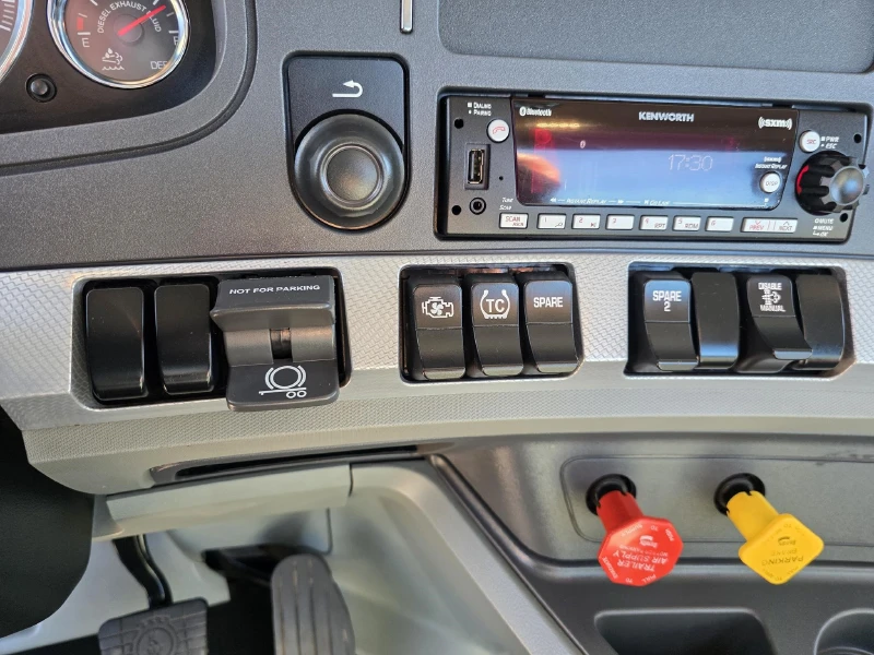 2022 KENWORTH T680