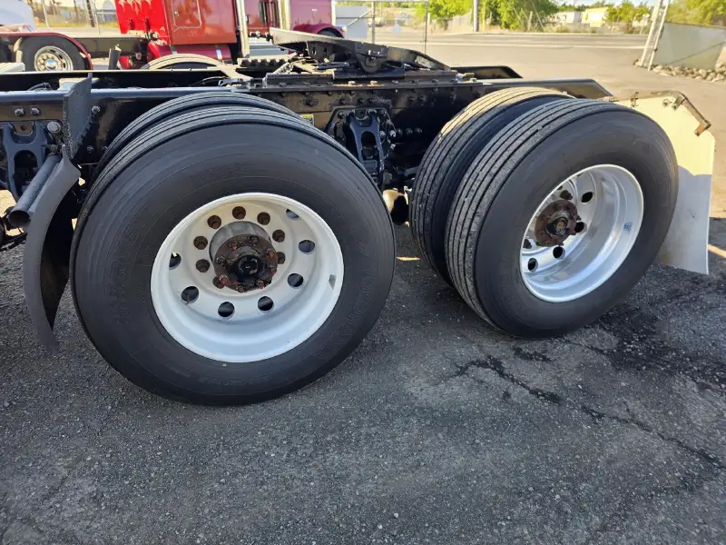 2022 KENWORTH T680