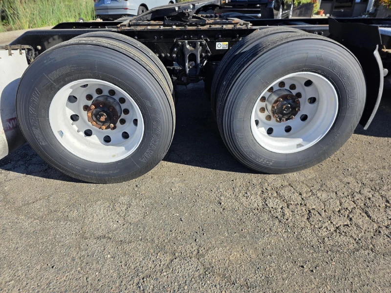 2022 KENWORTH T680