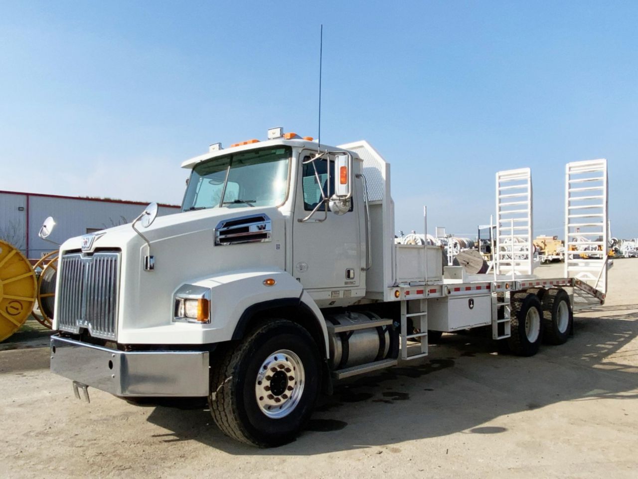 2017 WESTERN STAR CONVENTIONAL in Poulsbo, WA