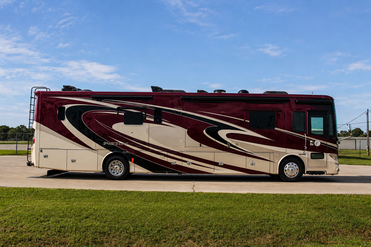 2015 Tiffin Motorhomes PHAETON 40 QBH in belmont MS
