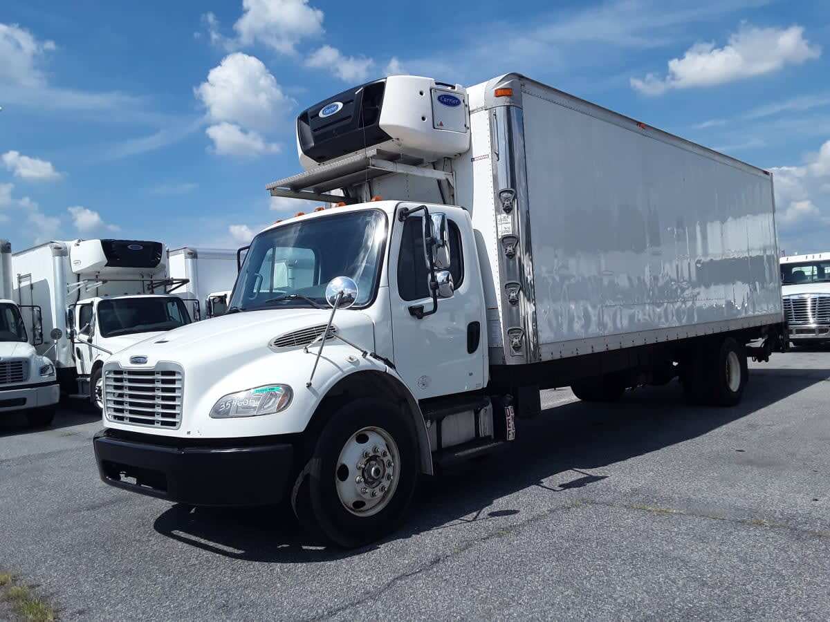 2016 FREIGHTLINER BUSINESS CLASS M2 106 in Allentown, PA