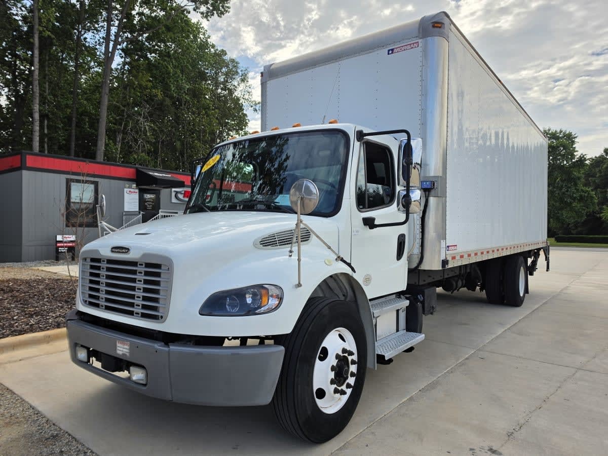 2020 FREIGHTLINER BUSINESS CLASS M2 106 in Greensboro, NC