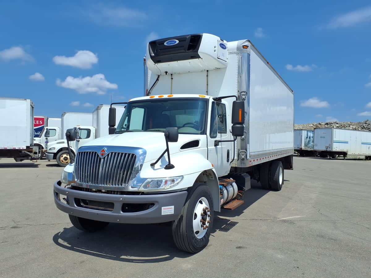 2019 INTERNATIONAL 4300 in Taylor, MI