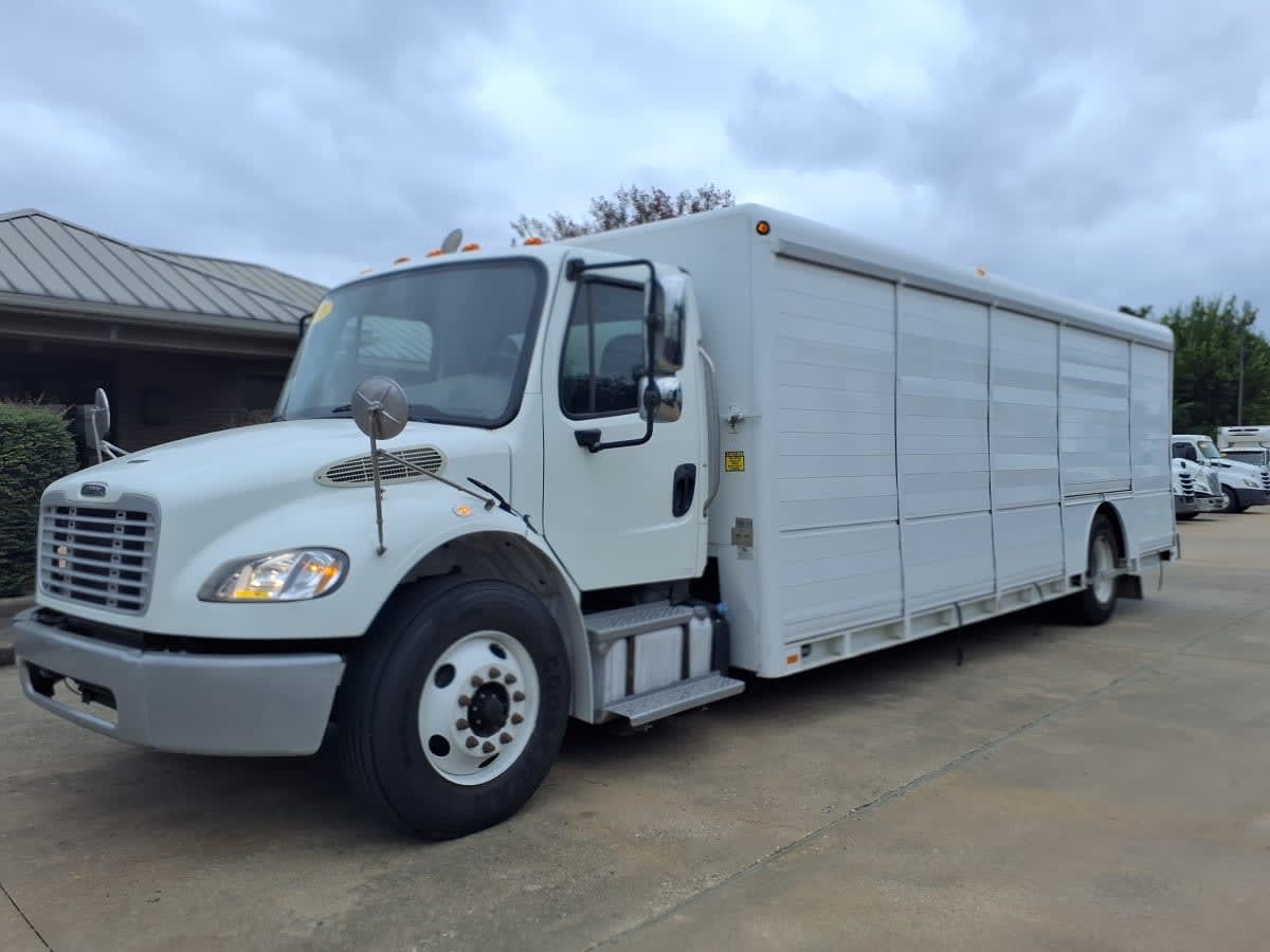 2019 FREIGHTLINER BUSINESS CLASS M2 106 in Houston, TX