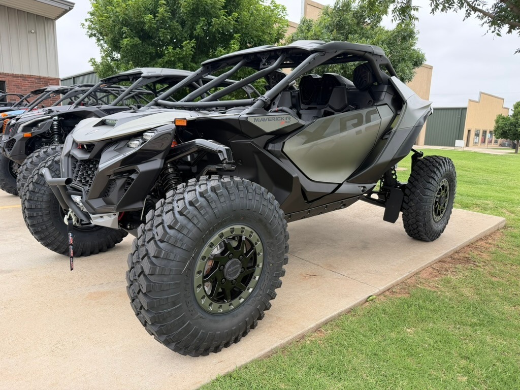 2026 Can-Am Maverick R X RC with Smart-Shox Recreation / Sport ATV