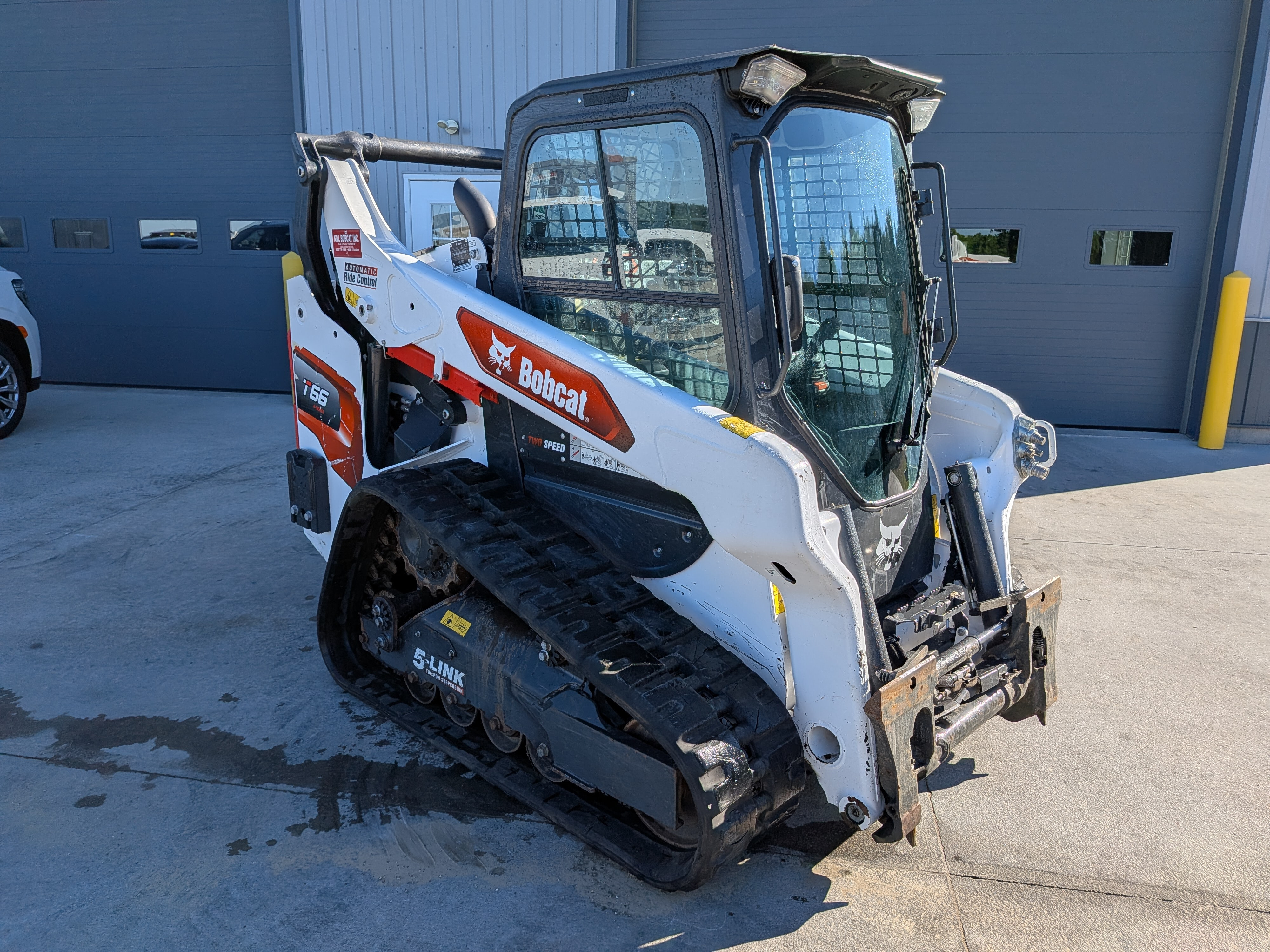 2022 Bobcat T66 in Darlington, WI
