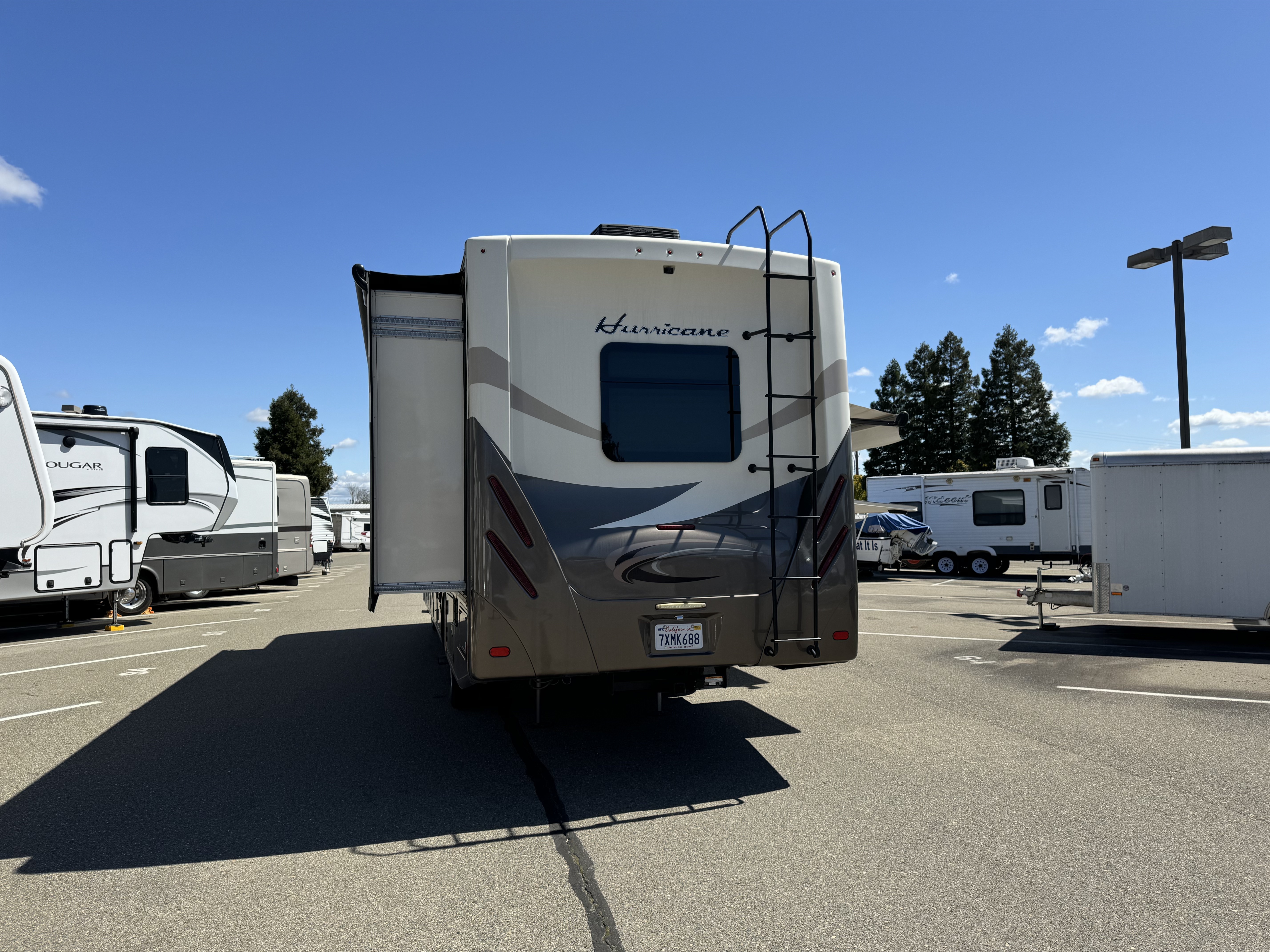 2017 Thor Motor Coach HURRICANE 34J in roseville CA