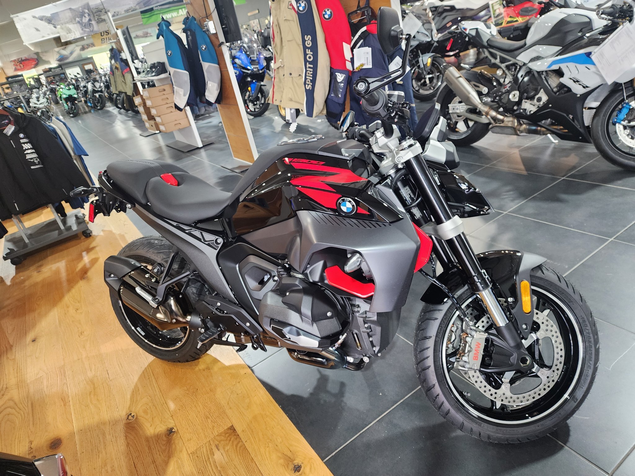 2026 BMW R 1300 R in Louisville, TN