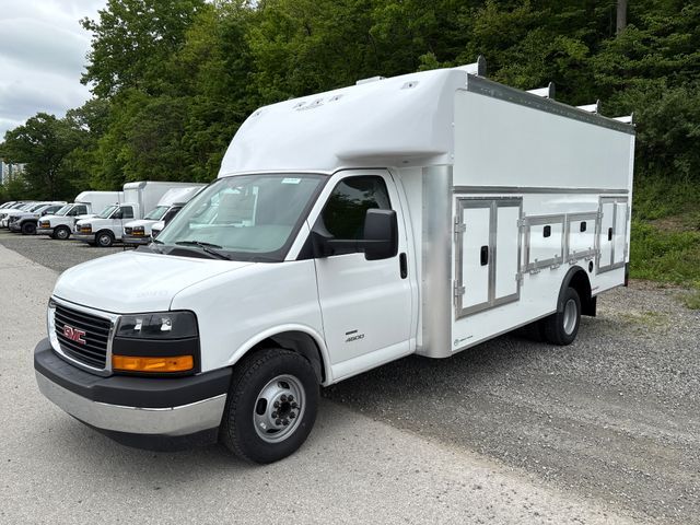 2026 GMC Savana Cutaway 4500 in Pleasant Hills, PA