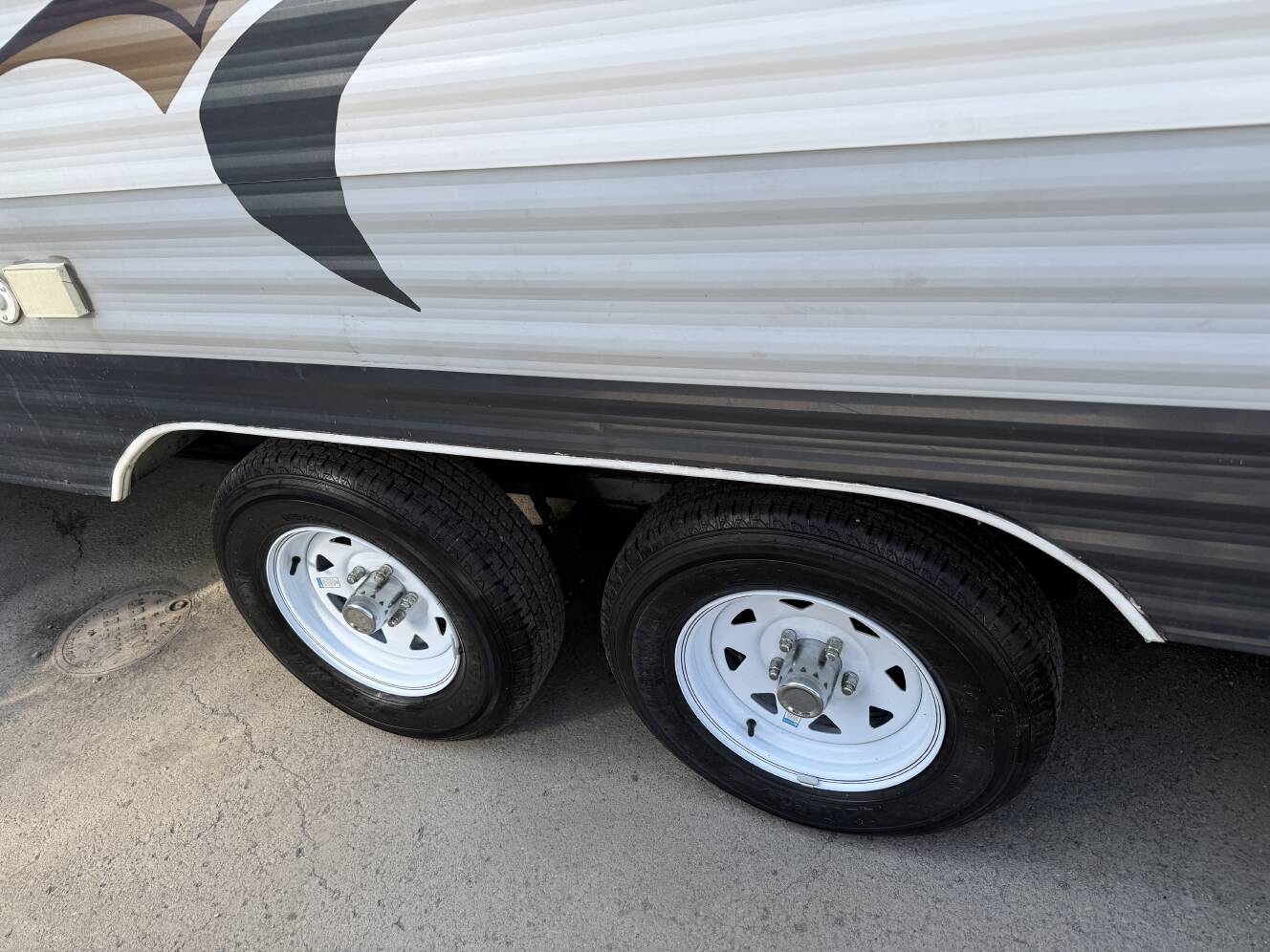 A photo of this 2013 Prime Time AVENGER 26BH